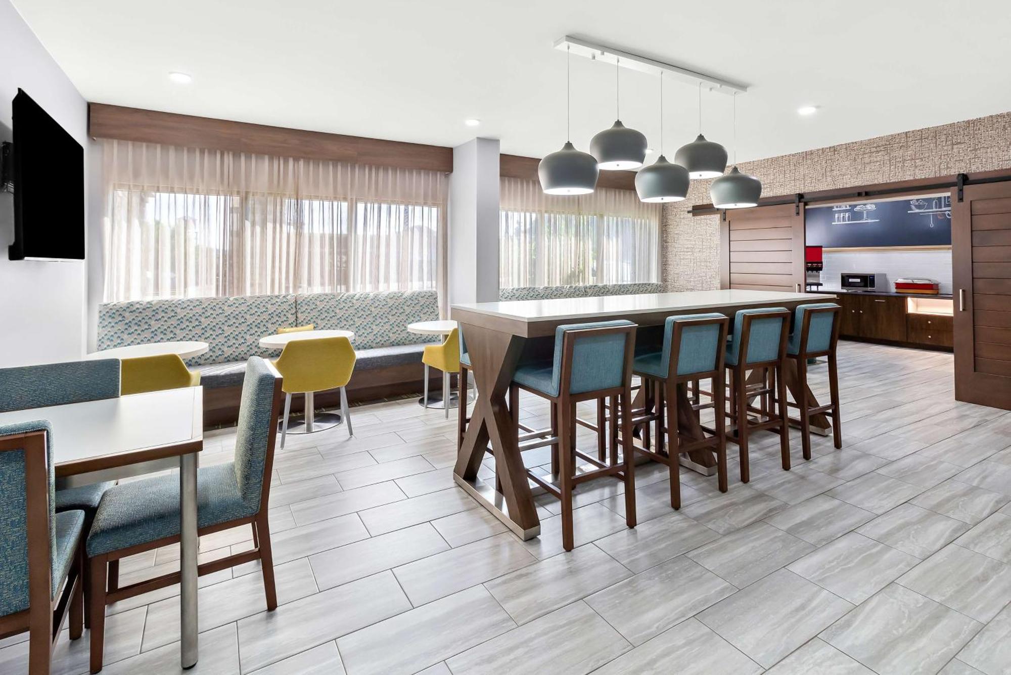 Hampton Inn Washington Exterior photo